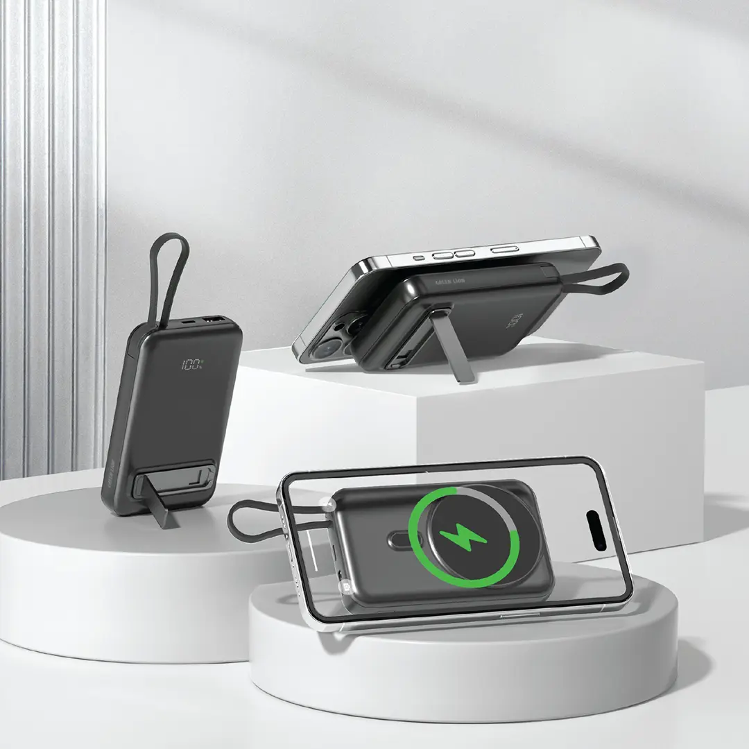 yopshop.ir-Green-Lion-DXB-MagSafe-10000mAh-Power-Bank2