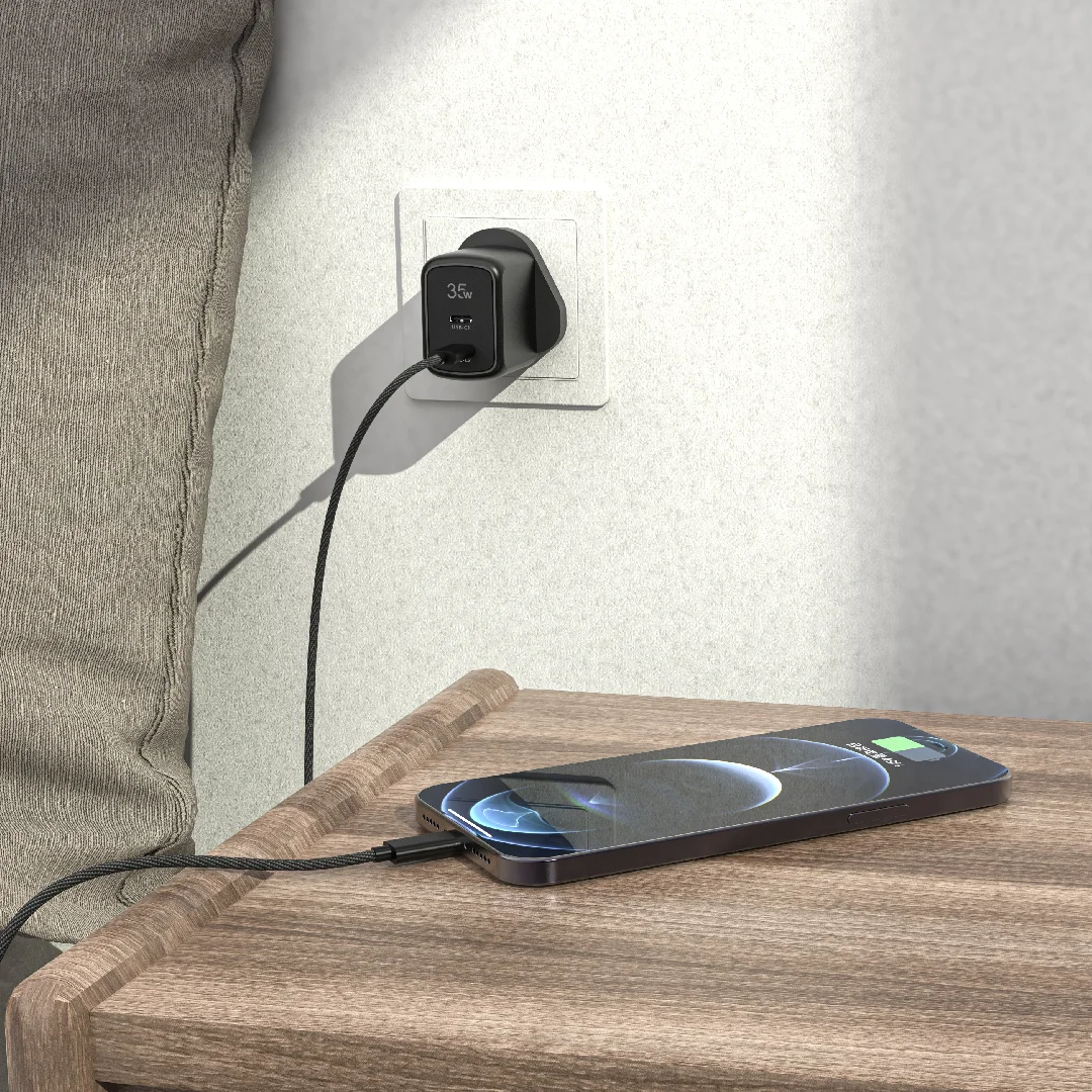 شارژر دیواری 35 وات 3 پین پاوا مدل Stout Gan به همراه کابل تایپ c به لایتنینگ (3)