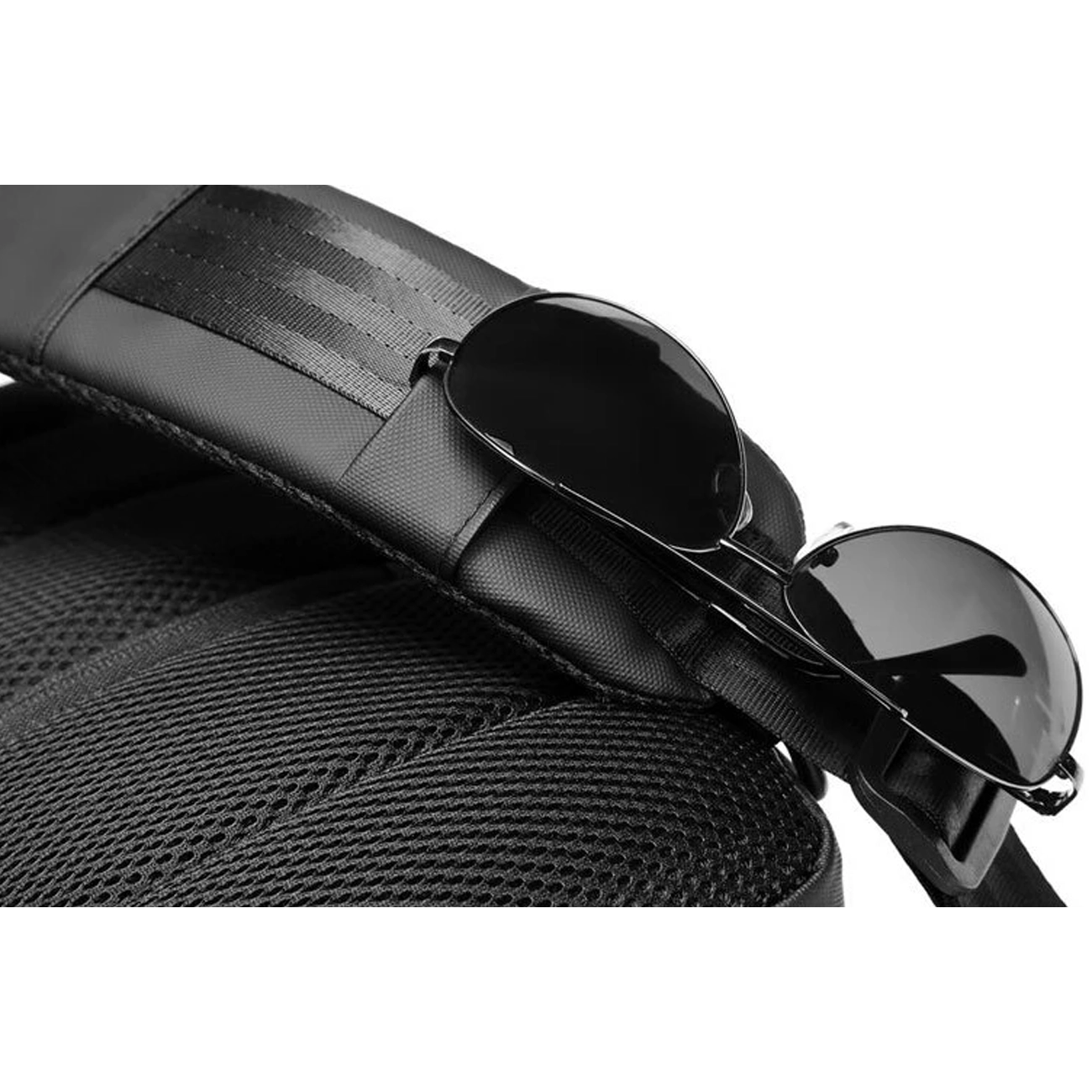 کیف کراس بادی کوتسی COTECi مدل OT-037 ضدآب با پورت USB و قفل ضد سرقت (7)